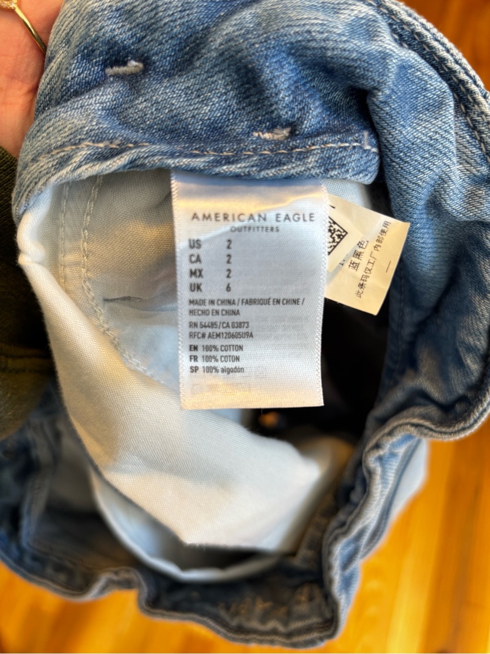 American Eagle Outfitters Light Blue High-Waist Paperbag Denim Shorts with Tie - Picture 4 of 4